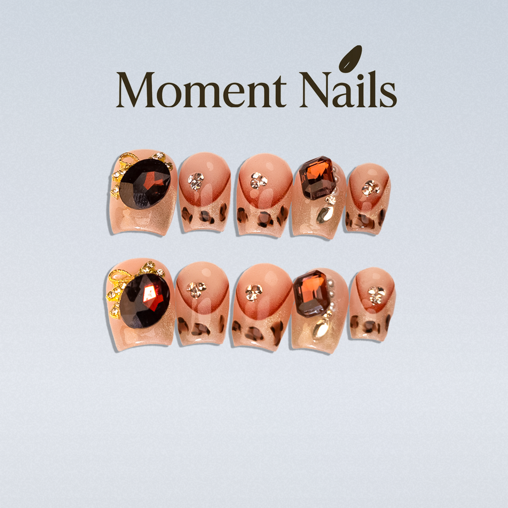 Pale Blue-Purple Almond - Press on Nails