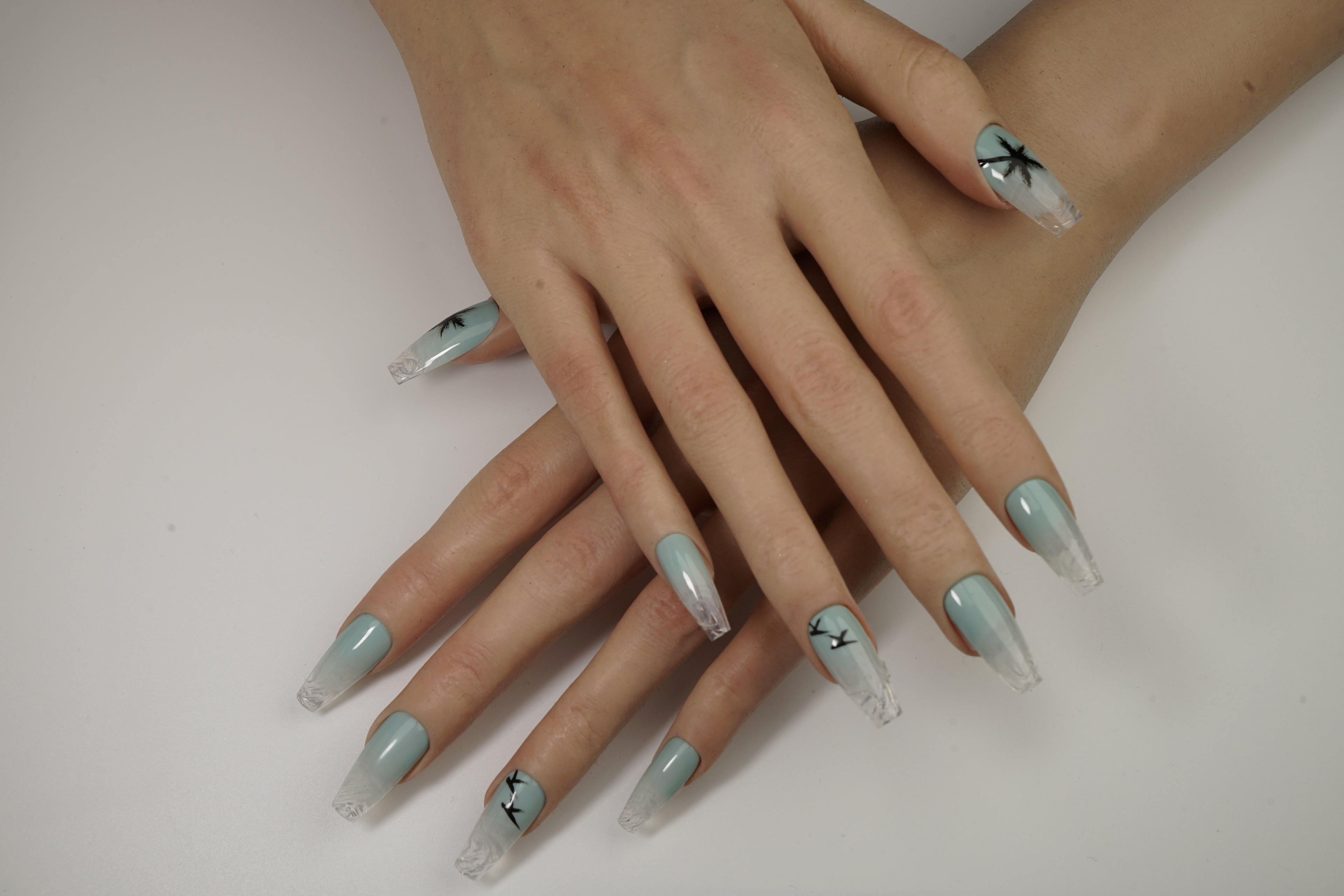 艺禾圣诞节红色新年礼盒纯手工穿戴甲立体圣诞老人轻奢气质长款甲