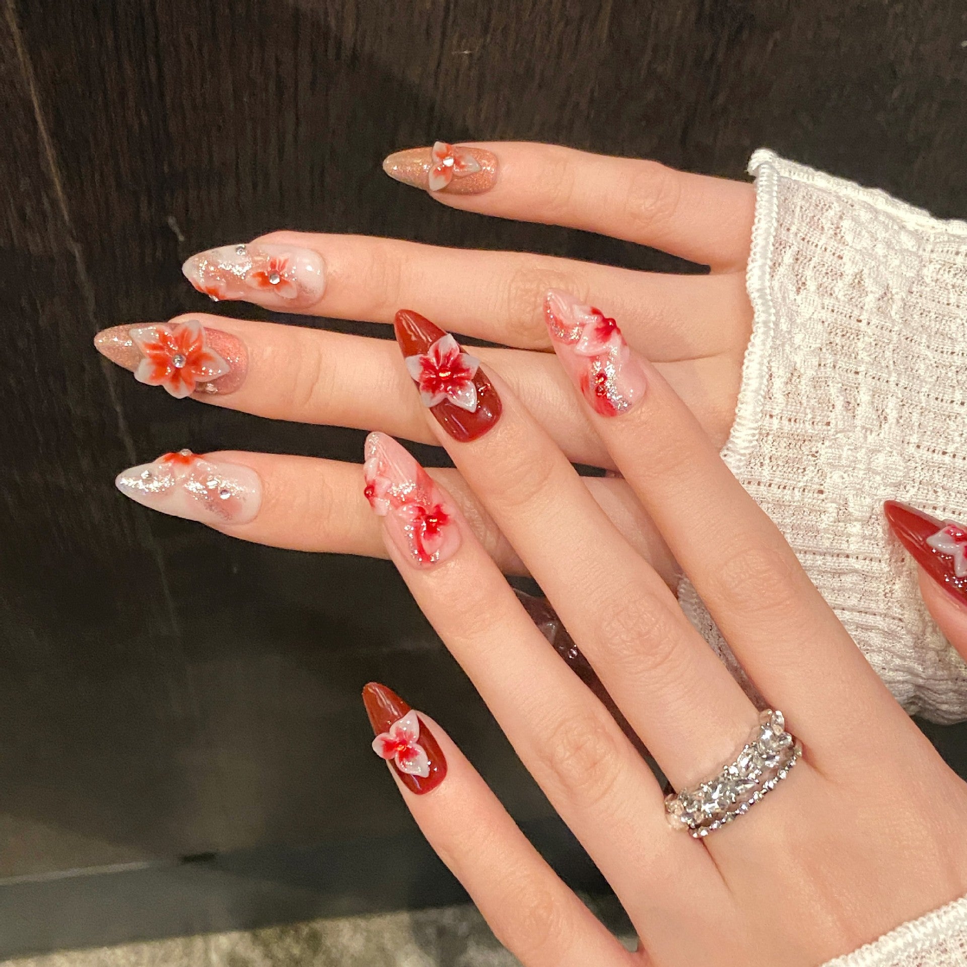 艺禾 跨境恶魔花立体雕花彩绘手工花卉冰花杏仁大呲花手工穿戴甲
